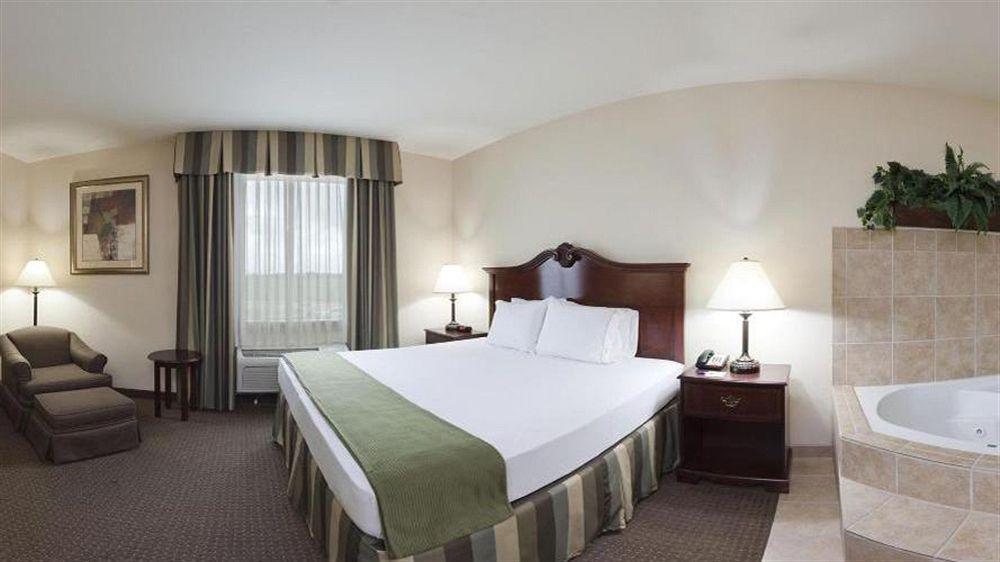 Holiday Inn Express Hotel & Suites Woodward Hwy 270 By Ihg Buitenkant foto