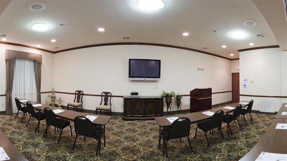 Holiday Inn Express Hotel & Suites Woodward Hwy 270 By Ihg Buitenkant foto