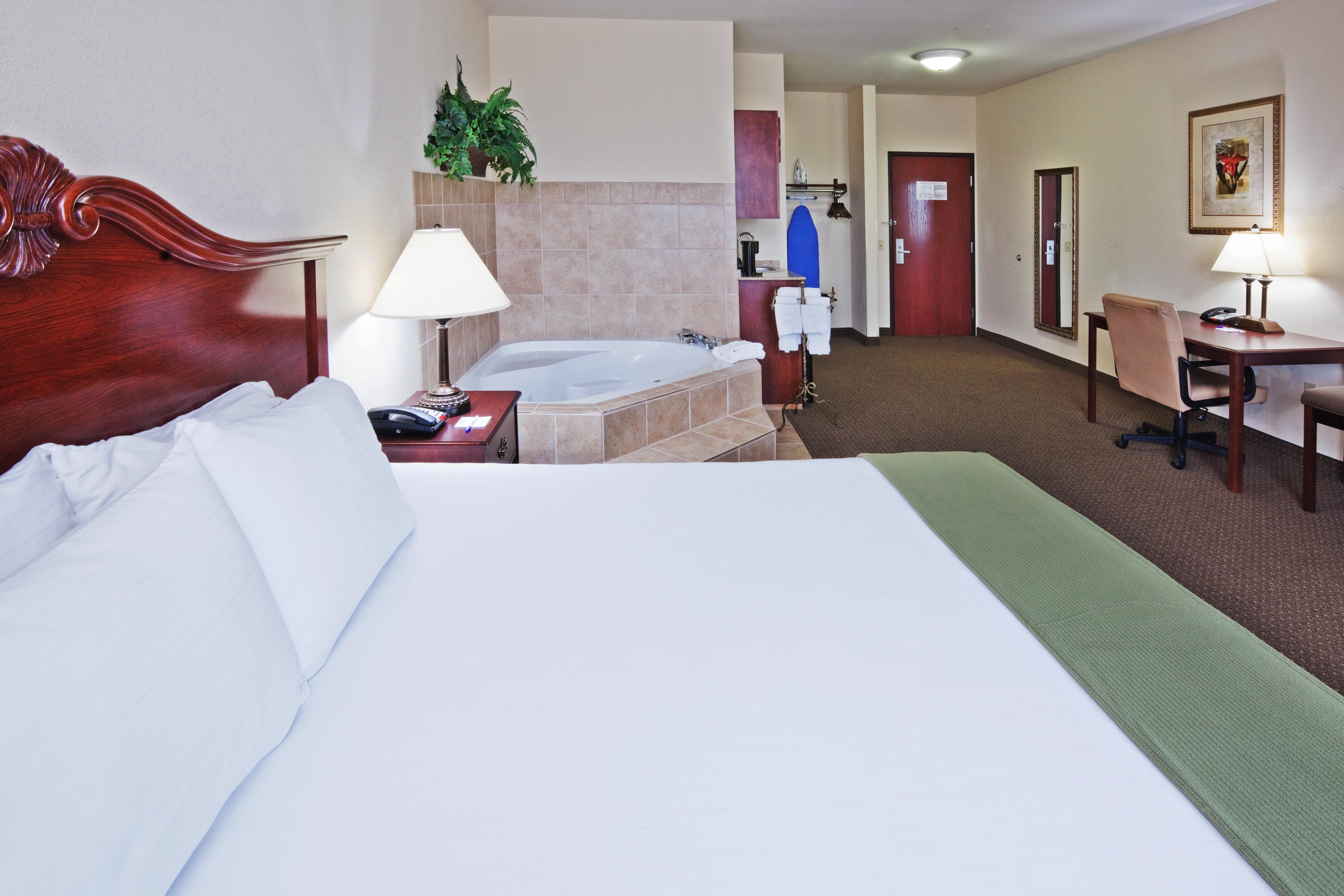 Holiday Inn Express Hotel & Suites Woodward Hwy 270 By Ihg Buitenkant foto