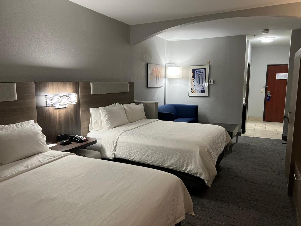 Holiday Inn Express Hotel & Suites Woodward Hwy 270 By Ihg Buitenkant foto