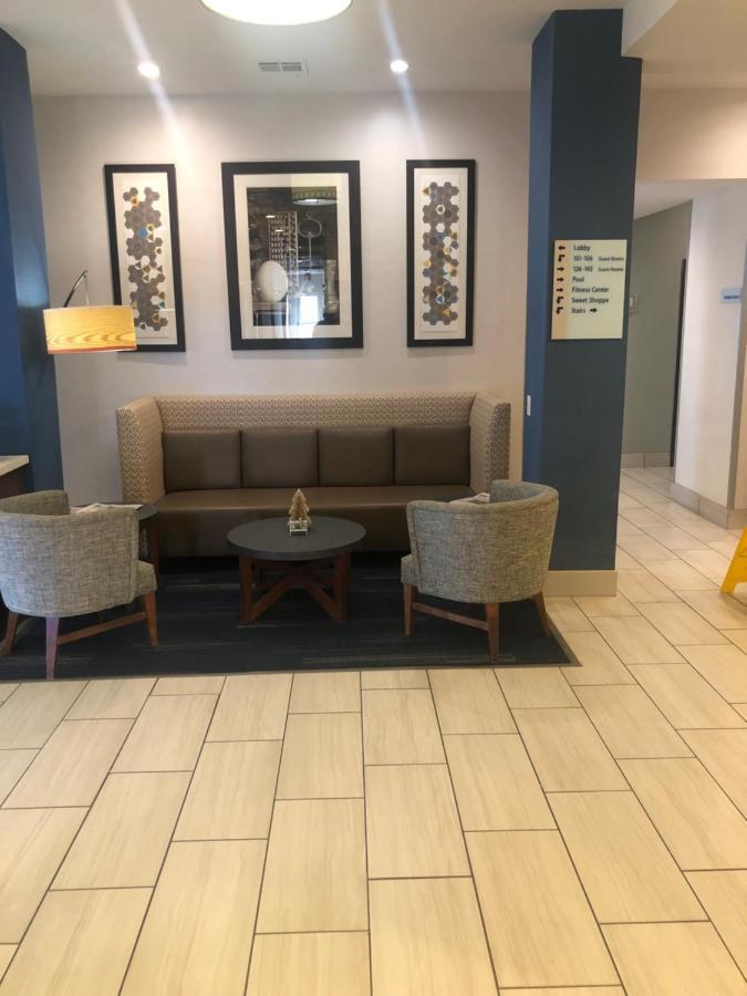 Holiday Inn Express Hotel & Suites Woodward Hwy 270 By Ihg Buitenkant foto
